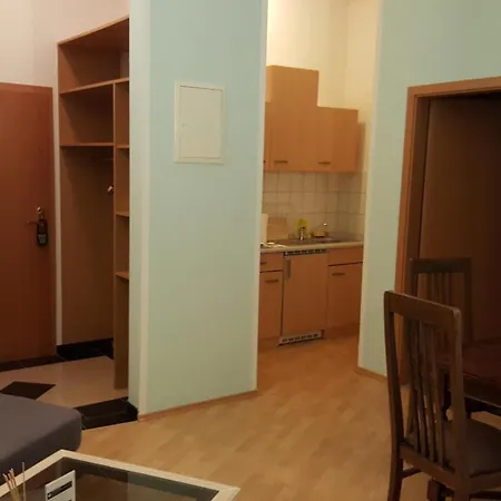 Apartment In Der Friedrich Ebert Strasse 90 Sportforum
